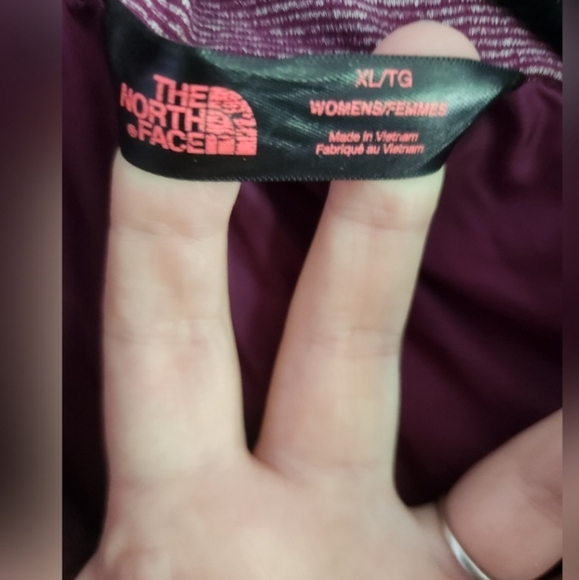 North Face Quilted Zip-Up Vest - Picture 3 of 4